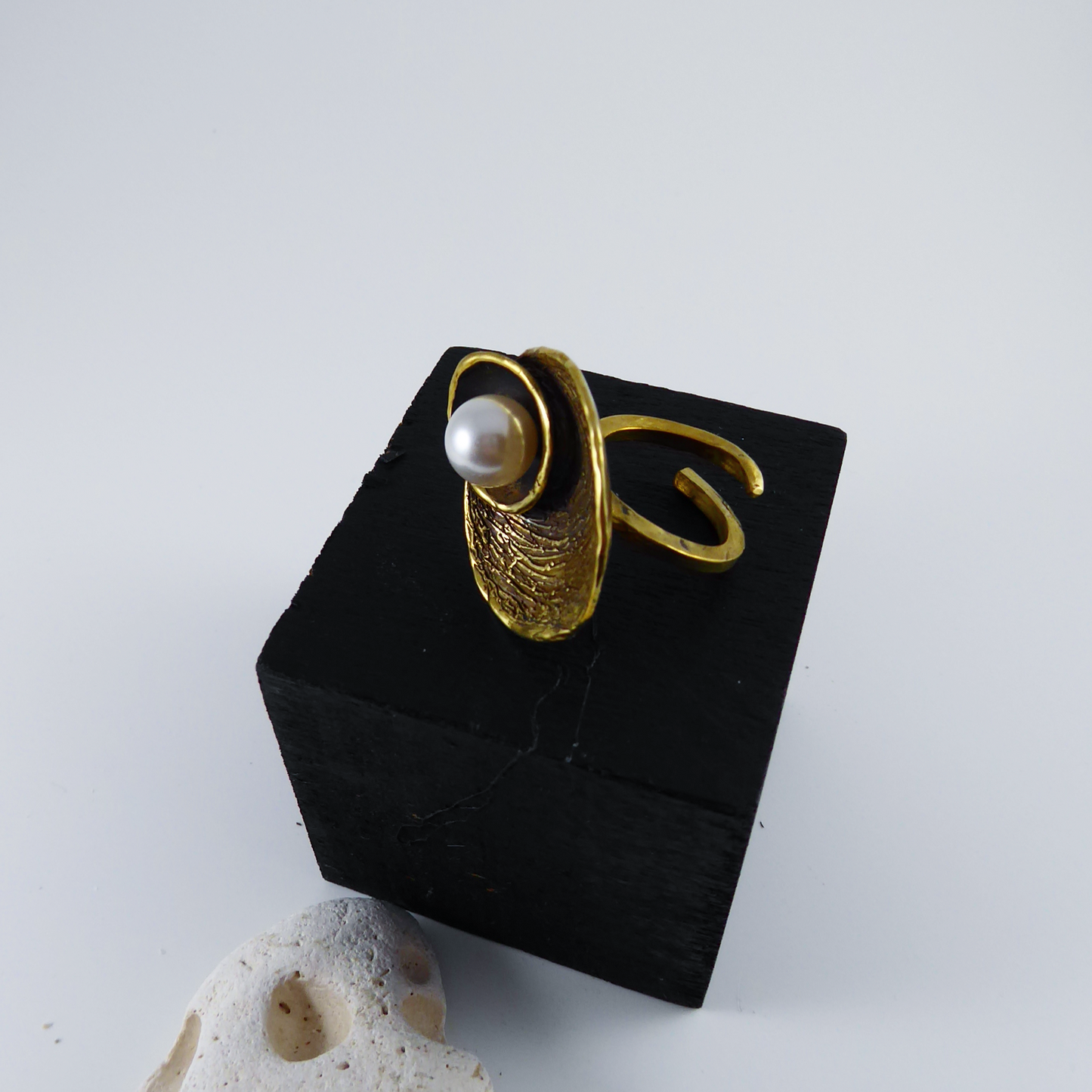 ANELLO NEW MOON
